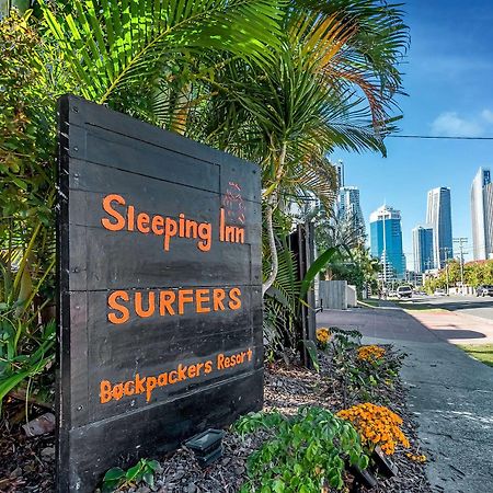 Sleeping Inn Backpackers Resort โกลด์โคสต์ ภายนอก รูปภาพ
